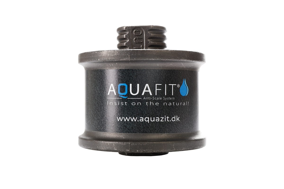 AQUAFIT-aggregatet i rustfrit stål set forfra med OUT-gevindtilslutning foroven